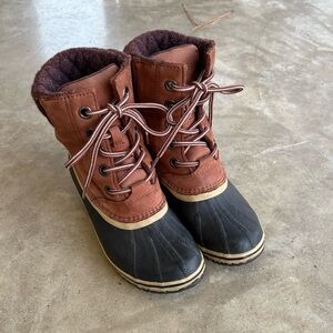Sorel duck boots
